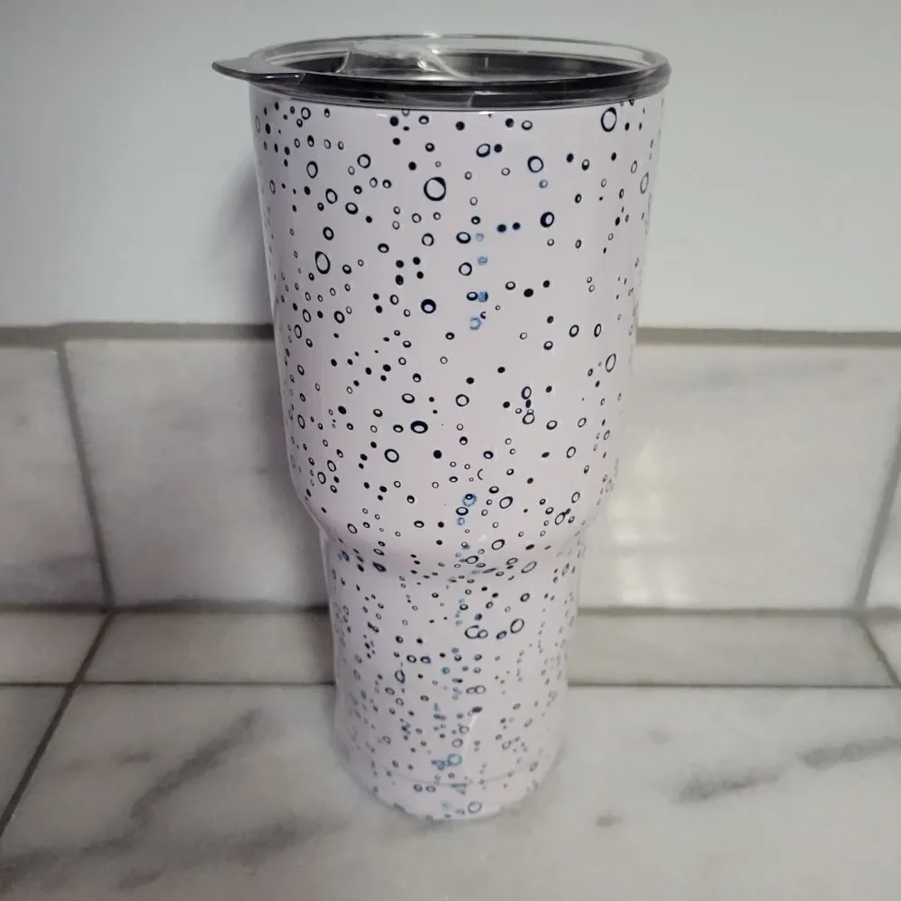 Built holiday tumbler